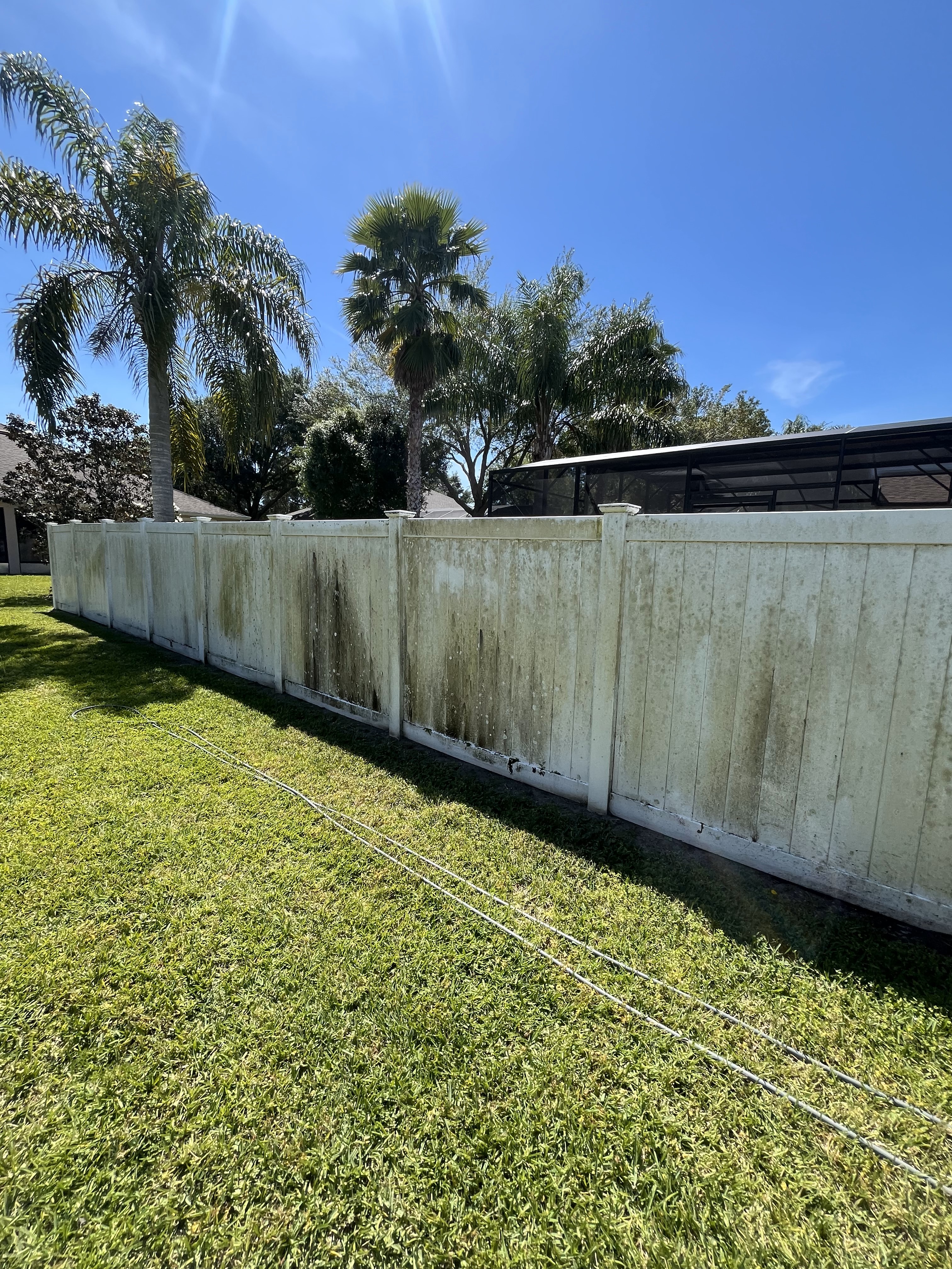 Comprehensive Outdoor Cleaning Driveway and Fence Washing  in Apopka, FL